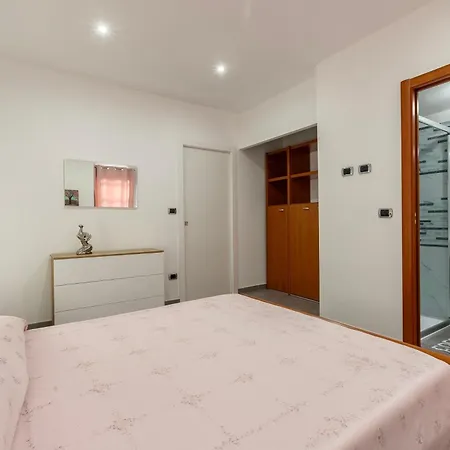 Emmeci House *